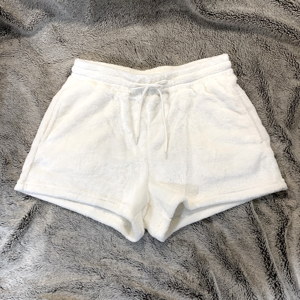 Ci Sono Fuzzy Cream Sleep Lounge Shorts with Drawstring Size L